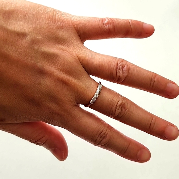 Monica Vinader Fiji Bar Stacking Diamond Ring - Picture 5 of 8